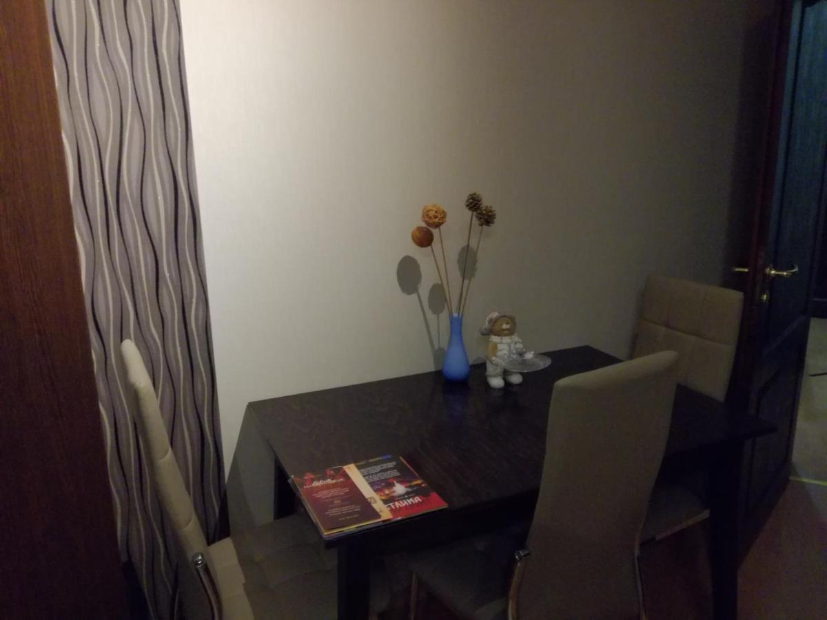 Апартамент За Гости Георгиеви Veliko Tarnovo Luaran gambar